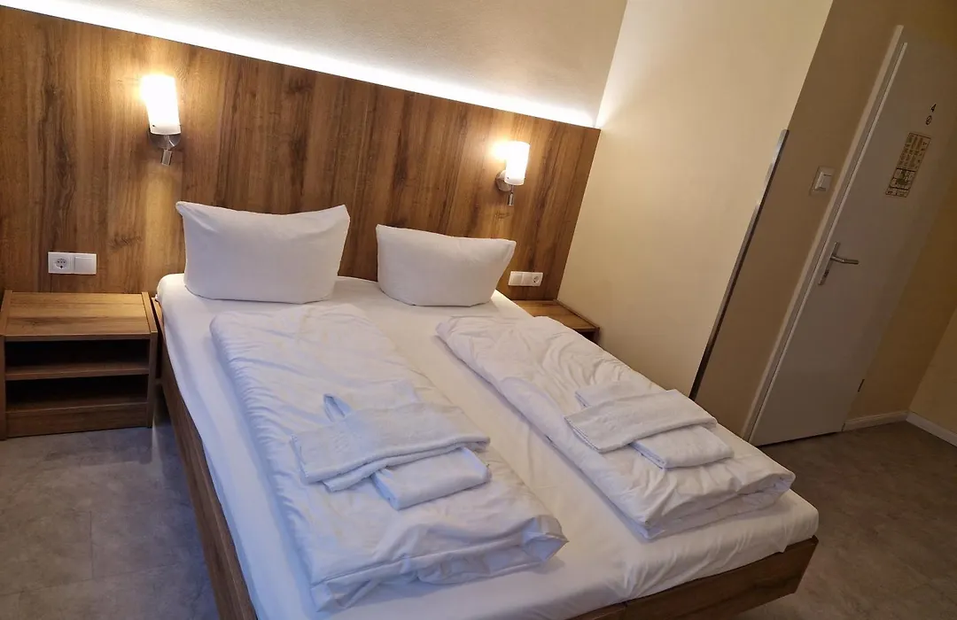 Hotel Wikinger Hof-1